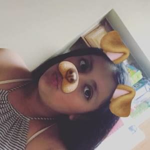 Meet your Posher, Thalia